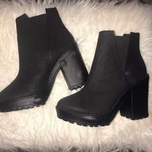 Black heeled booties